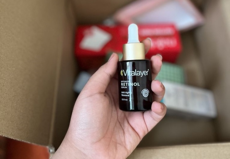 فواید استفاده از سرم صورت ویتالیر حاوی رتینول